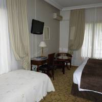 Triple Room with Garden View