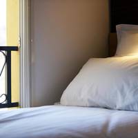 Small Single Room (1 Adult)