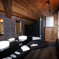 Suite (2 Adults)
