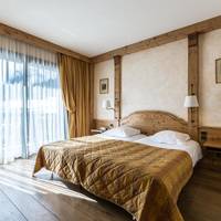 Superior Family Room (2 Adults + 1 Child)