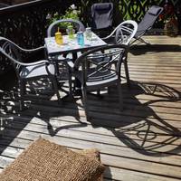 Comfort One-Bedroom Apartment (4 Adults) 