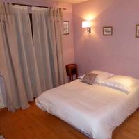Four-Bedroom Apartment (10 Adults)