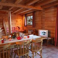 Chalet Three-Bedrooms (8 adults)