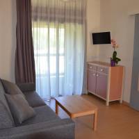 Comfort House (2-4 Adults)