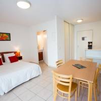 Studio with 1 Double Bed (1-2 Adults)
