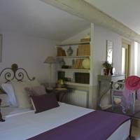Bastide Room
