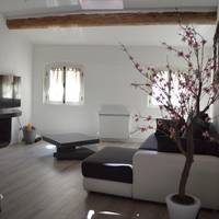 Superior One-Bedroom Apartment
