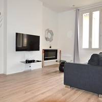 Superior One-Bedroom Apartment