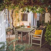 Courtyard Studio Apartment