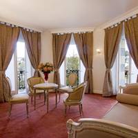 Master Suite (1 Adult)