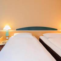 Standard Room With 3 Single Beds