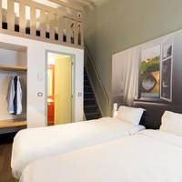 Classic Quadruple Room