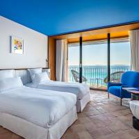 Club room 32 m² with balcony - Panoramic sea view