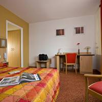 Standard Double or Twin Room - City View