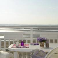 Standard One-Bedroom Apartment with Sea View (4 people)