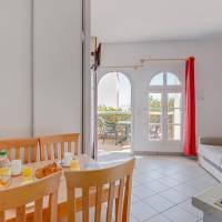 Studio with Sea View (4 Adults)