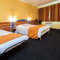 Triple Room (2 Adults + 1 Child)