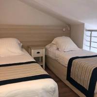 Two-Bedroom Apartment - Split Level 
