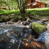 Three-Bedroom Chalet (6 People) 