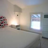 One-Bedroom Holiday Home