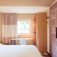 Standard Room with 1 Double Bed