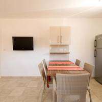 Apartment ( 6 Adults)