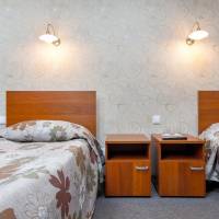 Economy Twin Room with Shared Bathroom