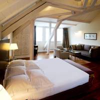Junior Suite with Lake View