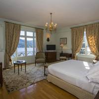 Junior Suite with Lake View