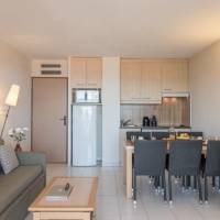 Standard One-Bedroom Apartment + Alcove (6 People)