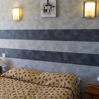Family Room (2 Adults + 2 Children)