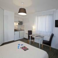 Standard Studio (1-2 Adults) with Double Bed