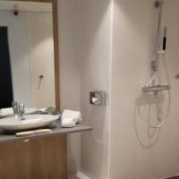 One-Bedroom Apartment with 2 Single Beds and 1 Sofa Bed