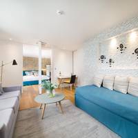 Deluxe Family Suite with Terrace