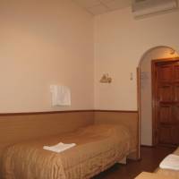 Economy Twin Room with Shared Bathroom