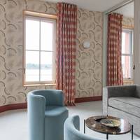 Prestige Suite with Sea View 