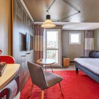 Premium Room with 1 Double Bed and 1 Single Sofa with Balcony