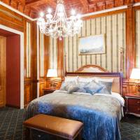 Presidential Apartment