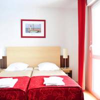 Apartment (2 Adults)