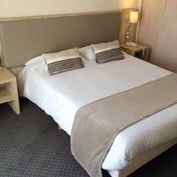 Triple Room with City View