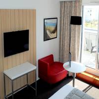Superior Double or Twin Room with Lateral Sea View
