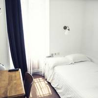 Single Room with free jacuzzi access