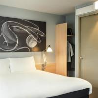 Standard Room with 1 Double and 1 Child Bed