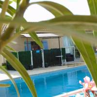 Apartment with Pool View 