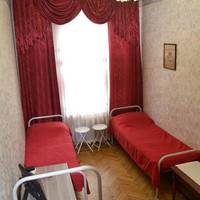Кровать в общем номере