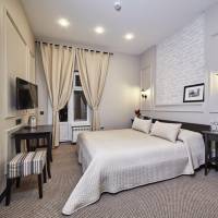 Deluxe Double Room with Garden View