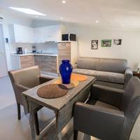 Studio (2 Adults)