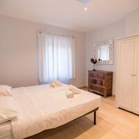 Comfort Two-Bedroom  Apartment (6 Adults)
