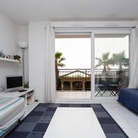 Studio (3 Adults)