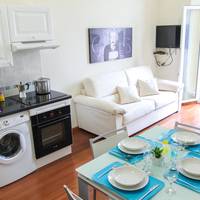 Studio (3 Adults)